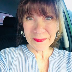 Meet your Posher, Teresa